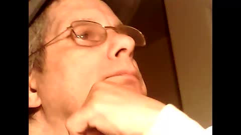 Snapshot of martylv702 chatting on February 2026 05:24:01 AM marty online show from February 2026 05:24:01 AM