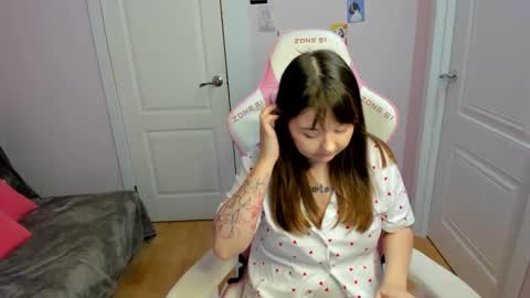 Snapshot of mary_stevenss chatting on December 2024 11:44:01 AM mary_stevenss online show from December 2024 11:44:01 AM