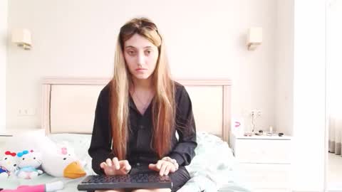 Snapshot of marya442004 chatting on November 2025 09:09:01 AM marya442004 online show from November 2025 09:09:01 AM