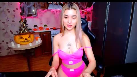 Snapshot of maryam_xs chatting on November 2025 12:56:01 AM maryam online show from November 2025 12:56:01 AM