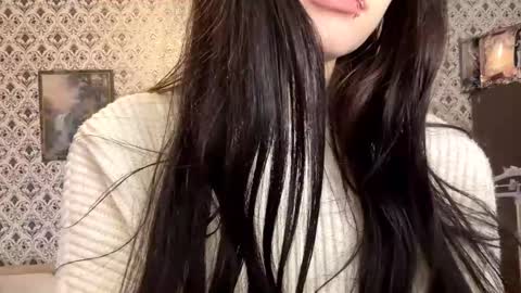 Snapshot of maryamtraylor chatting on December 2025 02:10:02 PM Sofia online show from December 2025 02:10:02 PM