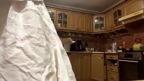 Tessa  online show from February 2026 06:27:01 PM