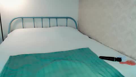 Anna online show from November 2025 04:46:02 AM