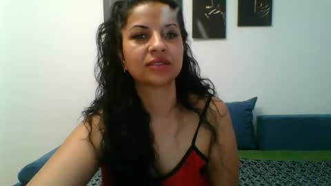 Snapshot of marylinglorry chatting on July 2026 11:19:02 AM marylinglorry online show from July 2026 11:19:02 AM