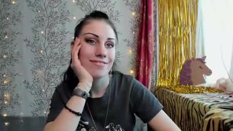 Mary Lou online show from January 2025 04:47:01 AM