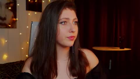 Mary Miller online show from September 2025 12:40:01 PM