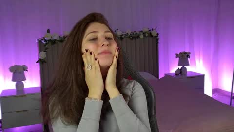 Mary Miller online show from October 2025 06:30:01 AM