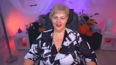 Snapshot of marymogan chatting on October 2025 04:56:01 AM marymogan online show from October 2025 04:56:01 AM