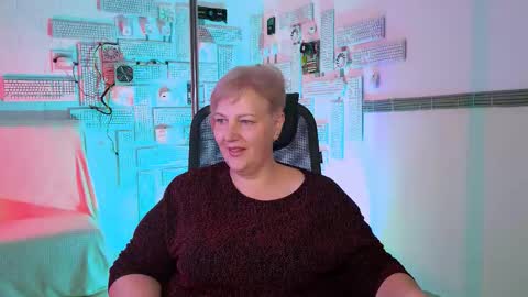 marymogan online show from November 2025 03:13:02 PM