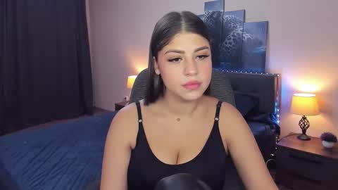 Snapshot of marysax chatting on November 2025 04:18:02 PM MarySax online show from November 2025 04:18:02 PM