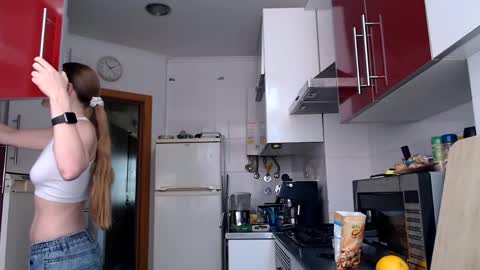 Mary online show from April 2026 12:53:02 PM