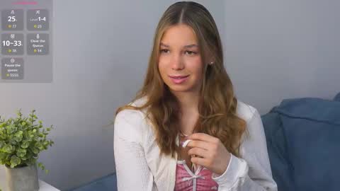 Sunny online show from March 2026 09:10:01 PM