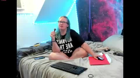 Snapshot of mascot4hooray chatting on June 2026 04:12:02 PM mascot online show from June 2026 04:12:02 PM