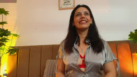 Snapshot of mashapink chatting on May 2026 12:55:02 PM MashaPink online show from May 2026 12:55:02 PM