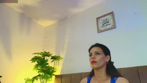 Snapshot of mashapink chatting on May 2026 01:09:02 PM MashaPink online show from May 2026 01:09:02 PM