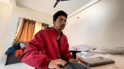 Mask Boy online show from January 2025 04:15:01 AM