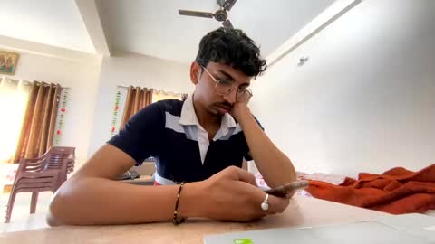 Mask Boy online show from March 2025 04:49:01 AM