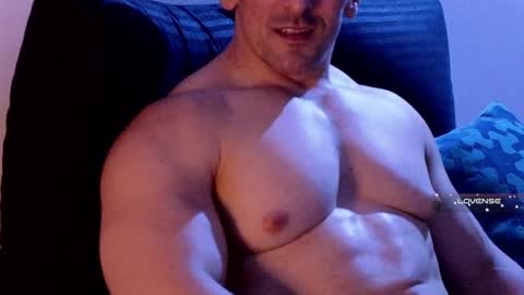 masked_bodybuilder online show from February 2025 09:45:02 PM