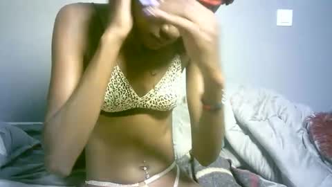 maskgang001 online show from February 2026 02:53:01 AM