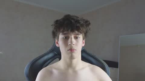 mason_jr online show from November 2025 04:49:02 PM