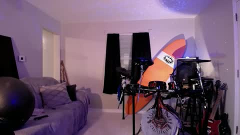 HappyZending online show from April 2026 01:41:02 AM