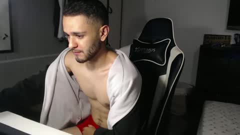 massimo online show from November 2025 11:04:02 PM