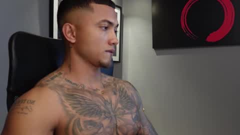 Snapshot of massimo_rizzo_ chatting on November 2025 08:24:02 PM Massimo online show from November 2025 08:24:02 PM