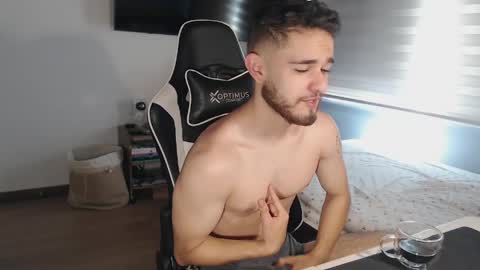 Massimo Santino online show from April 2026 03:38:01 PM