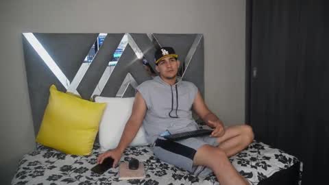 Snapshot of massimo_vidal chatting on September 2025 12:08:02 PM massimo_vidal online show from September 2025 12:08:02 PM