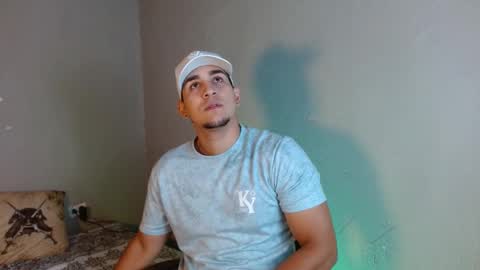 Snapshot of massimo_vidal chatting on November 2025 04:01:01 AM massimo_vidal online show from November 2025 04:01:01 AM