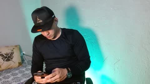 Snapshot of massimo_vidal chatting on November 2025 04:01:02 AM massimo_vidal online show from November 2025 04:01:02 AM