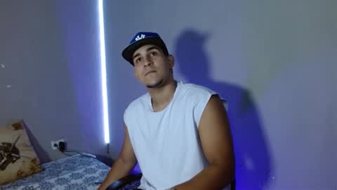 Snapshot of massimo_vidal chatting on November 2025 11:57:02 PM massimo_vidal online show from November 2025 11:57:02 PM