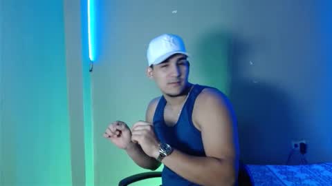 Snapshot of massimo_vidal chatting on November 2025 02:38:01 PM massimo_vidal online show from November 2025 02:38:01 PM