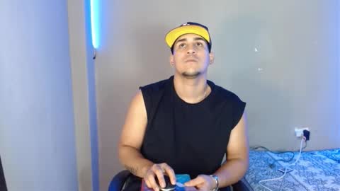 Snapshot of massimo_vidal chatting on November 2025 07:47:02 PM massimo_vidal online show from November 2025 07:47:02 PM