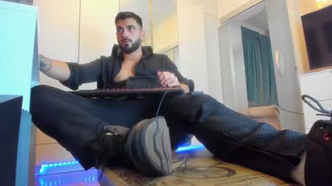 Snapshot of master9four chatting on October 2025 01:56:02 PM Matthew online show from October 2025 01:56:02 PM