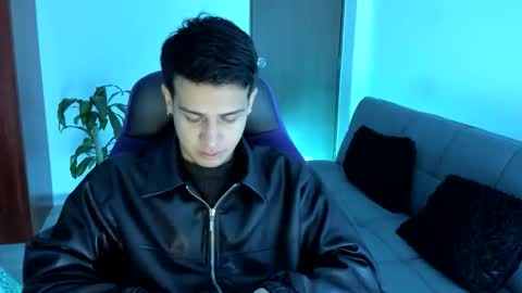 master_boy_1 online show from November 2025 02:44:01 AM