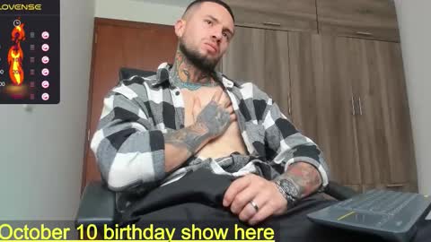 steven  online show from October 2025 03:43:01 PM