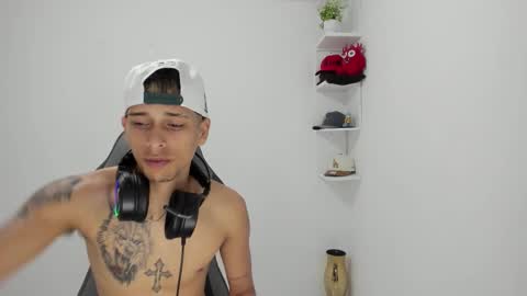 Snapshot of masteralda09 chatting on November 2025 02:43:02 AM Alpha junior online show from November 2025 02:43:02 AM