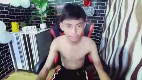 Snapshot of masteralex19 chatting on March 2026 04:58:01 AM Alex online show from March 2026 04:58:01 AM