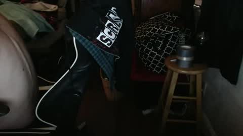 Snapshot of masterbatemike1 chatting on December 2024 01:06:01 PM MasterbateMike online show from December 2024 01:06:01 PM