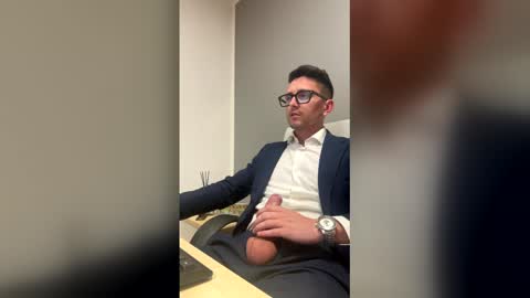 Master Boss online show from April 2026 12:18:01 PM