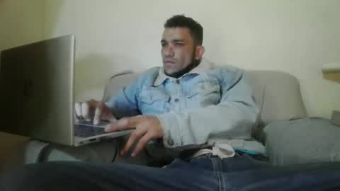 Snapshot of masterkiing chatting on February 2026 12:01:02 PM masterkiing online show from February 2026 12:01:02 PM