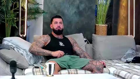 masterkingofmuscle online show from November 2025 07:51:01 AM