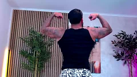 Snapshot of masterkingofmuscle chatting on May 2026 09:22:01 PM masterkingofmuscle online show from May 2026 09:22:01 PM