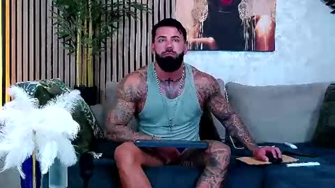 Snapshot of masterkingofmuscle chatting on June 2026 08:13:02 AM masterkingofmuscle online show from June 2026 08:13:02 AM