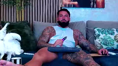 Snapshot of masterkingofmuscle chatting on June 2026 07:58:01 AM masterkingofmuscle online show from June 2026 07:58:01 AM