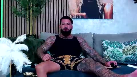 Snapshot of masterkingofmuscle chatting on July 2026 08:17:02 AM masterkingofmuscle online show from July 2026 08:17:02 AM