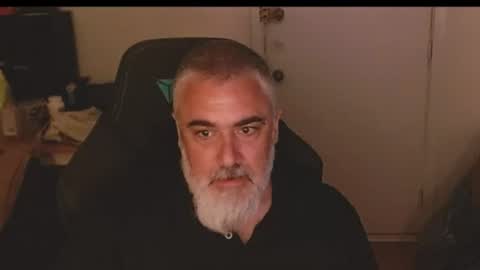 Snapshot of mastermcgirt chatting on June 2026 02:24:02 AM Dave online show from June 2026 02:24:02 AM