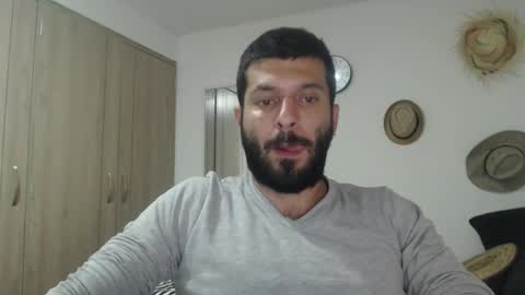 Snapshot of masterofinfatuation chatting on January 2025 05:40:01 AM   online show from January 2025 05:40:01 AM