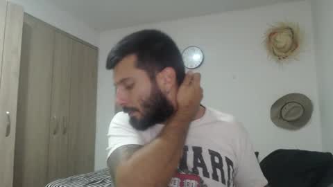 Snapshot of masterofinfatuation chatting on January 2025 04:28:01 AM   online show from January 2025 04:28:01 AM